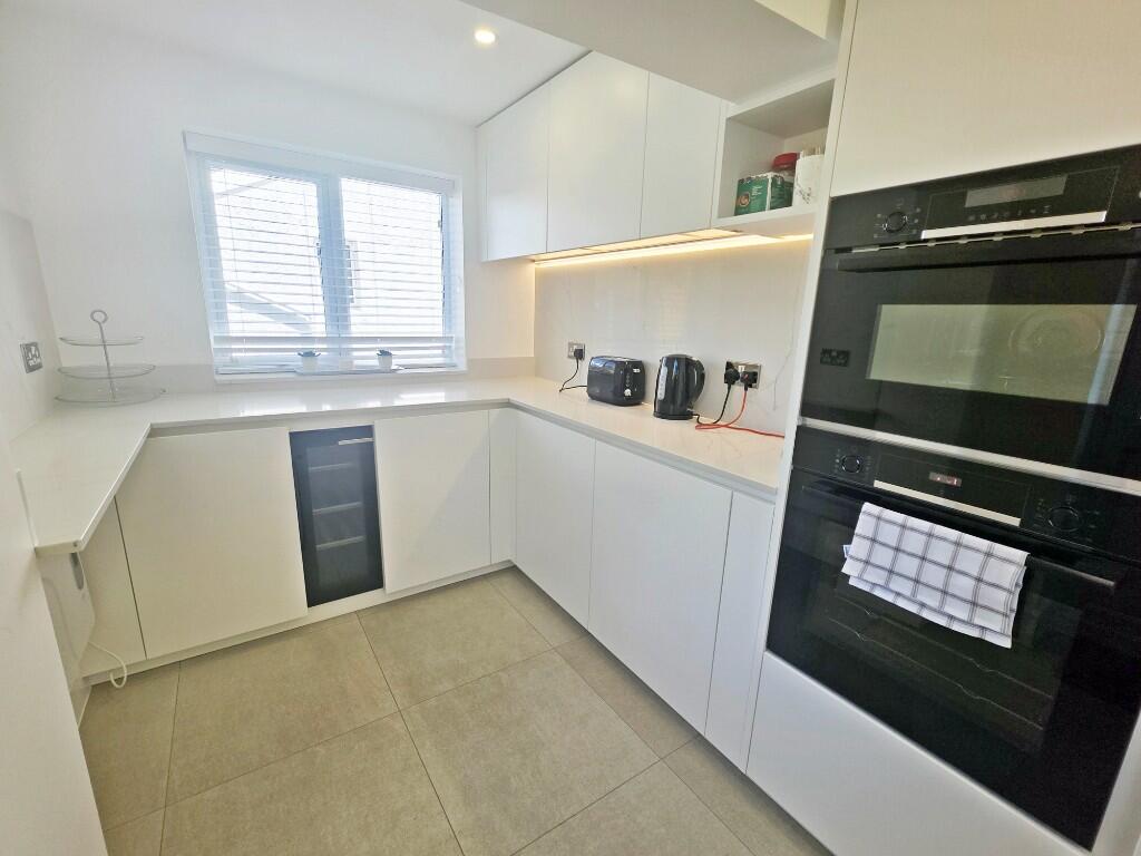 Newly Fitted Kitchen
