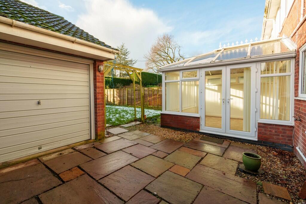 1 Wayside Court, ...