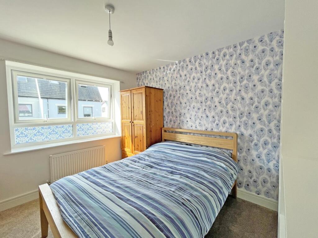 Solar Crescent 12 - Bed 3.jpg