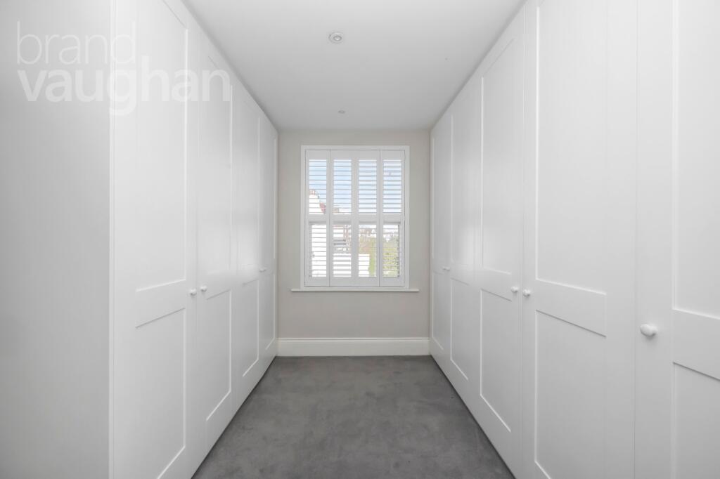 Picture No. 05