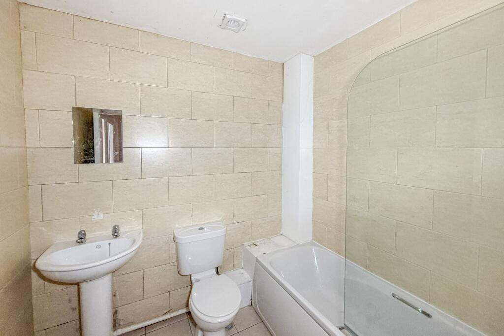 6B Saville Street West, North Shields NE29 6QU