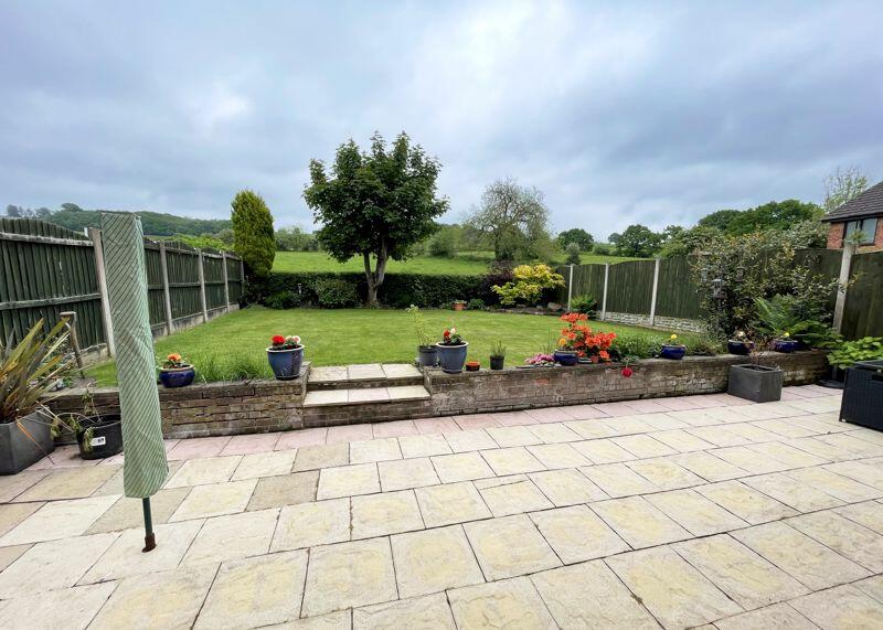 Rear Garden/Views