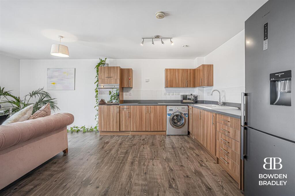Living Room/Kitchen