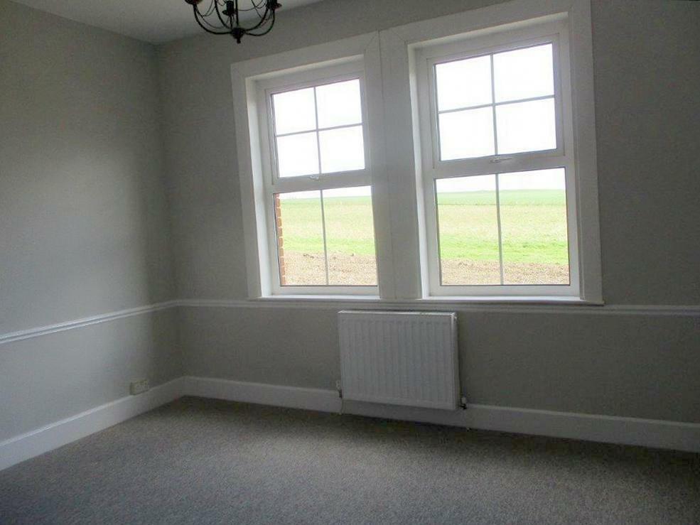 5. Dining room.JPG