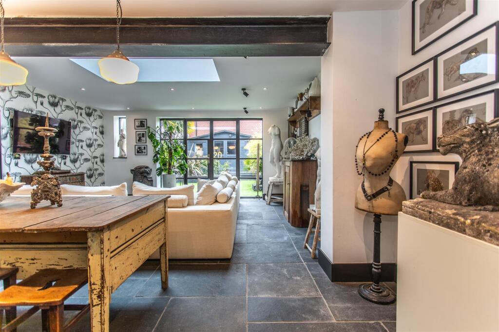 17 Fitzgerald Road25.jpg