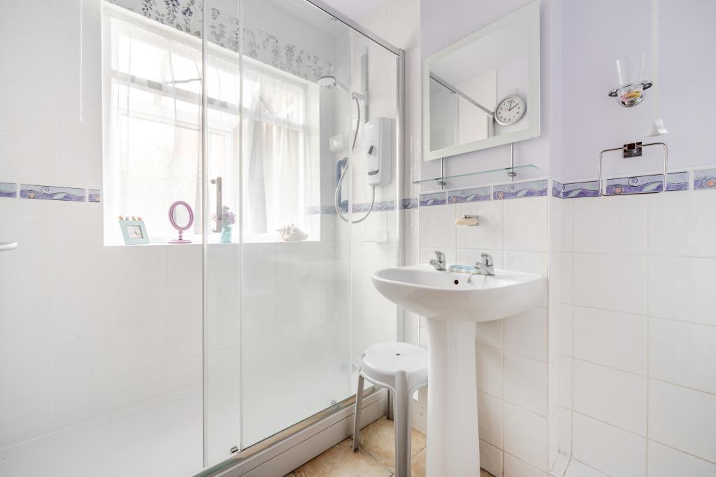 Annexe Shower Room