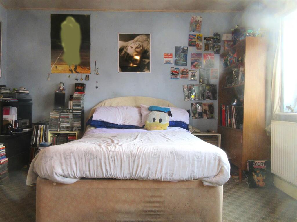 7 Hartshorne Road Front Bedroom 4.jpg
