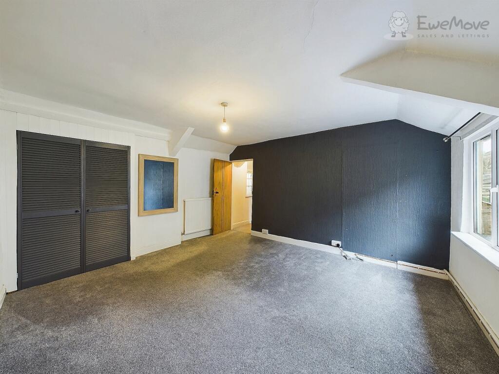 EweMove South Molton - East Street - Bedroom 2