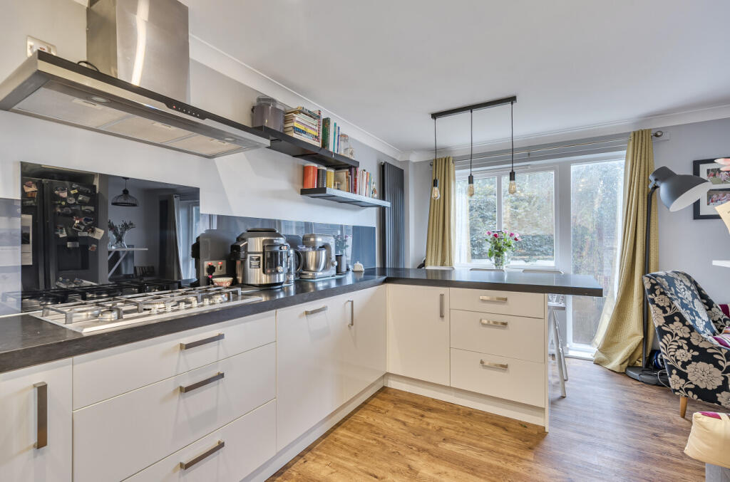 1360482-12-68dac5...