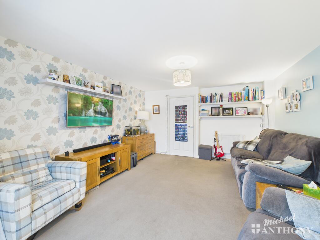 CAM02773G0-PR0363-STILL003