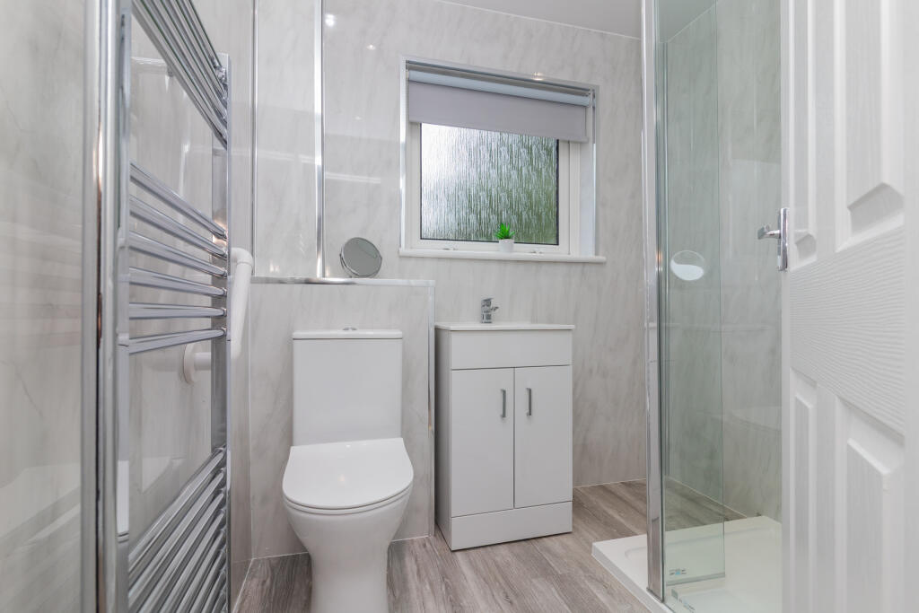 10 waverley road pa20ae L-16
