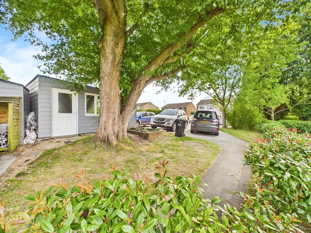 Side access to pa...