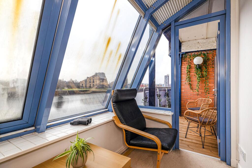 Study/Sunroom