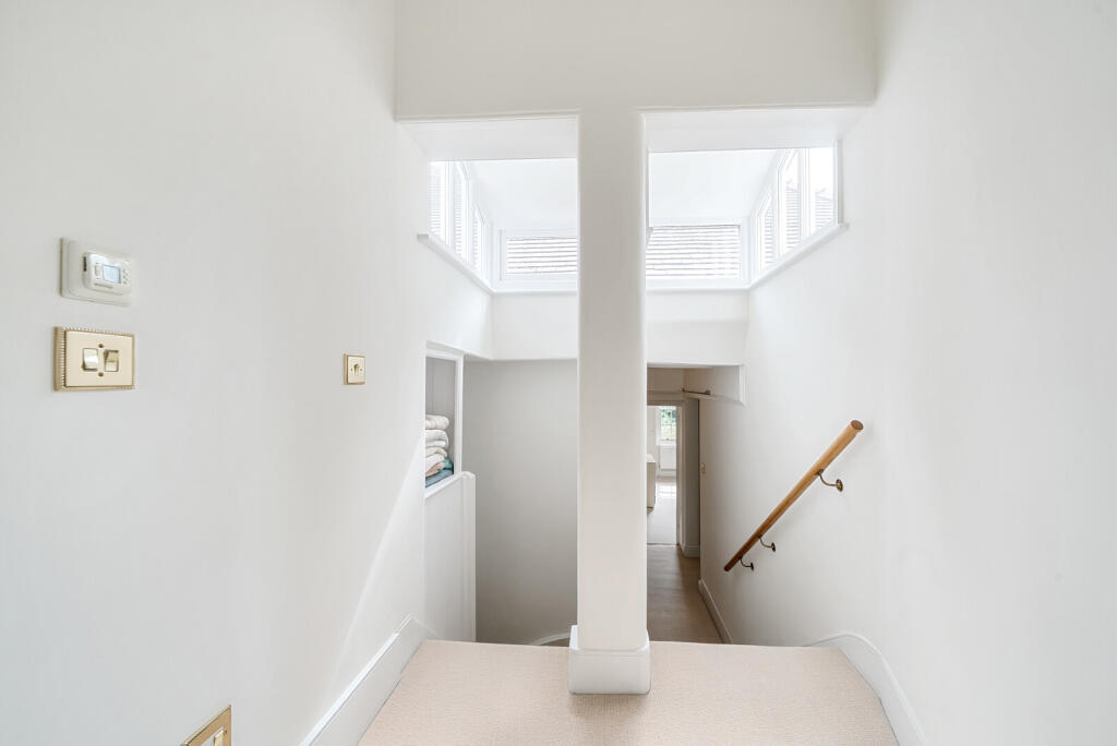 1287466-41-682f1a...