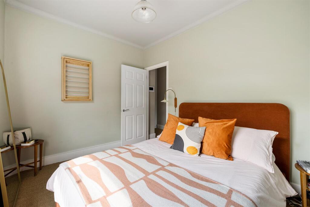 Grange Park Road, E10