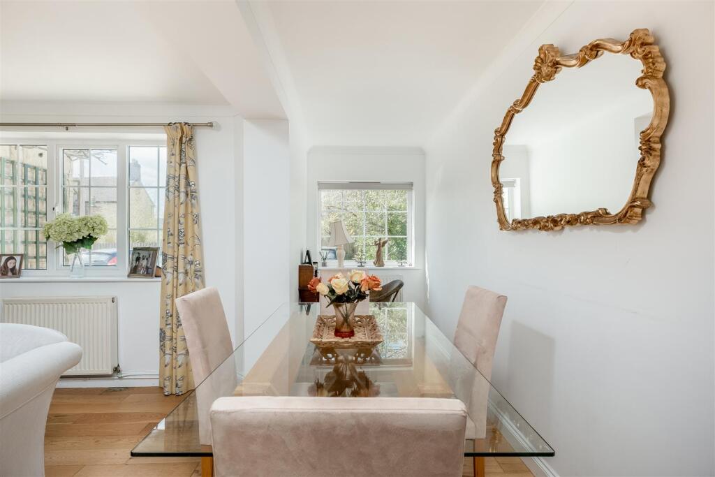 6 Church Close, Charlbury-4.jpg