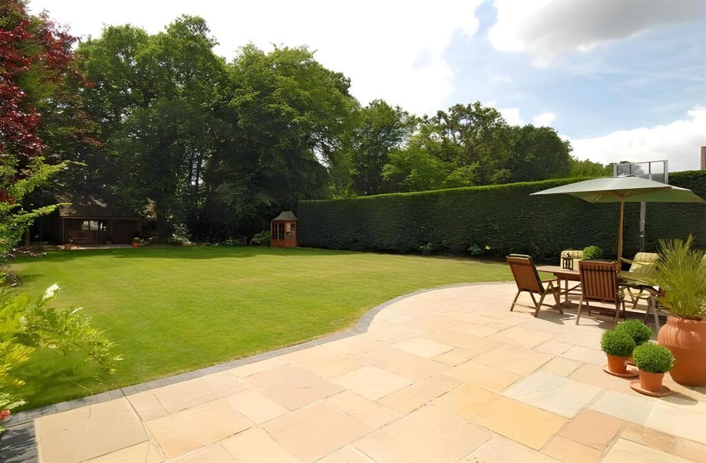 Rear Garden.jpg