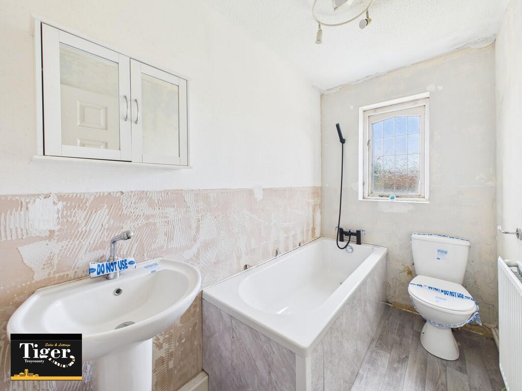 CAM03440G0-PR0400...