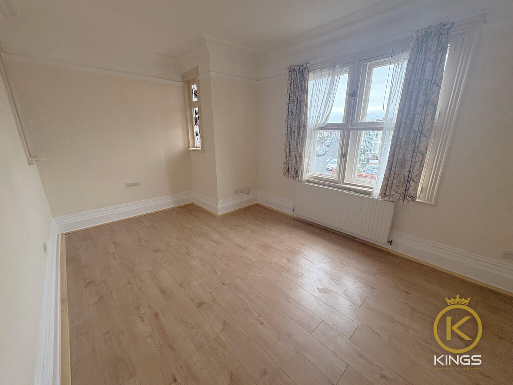 F2 249 LONDON ROA...