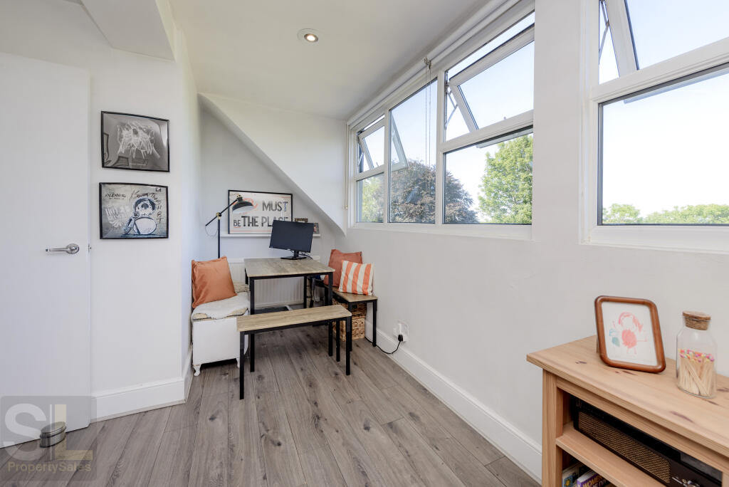 4@81 mayfield rd-3943