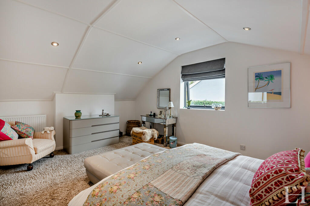 8590702-interiorw...