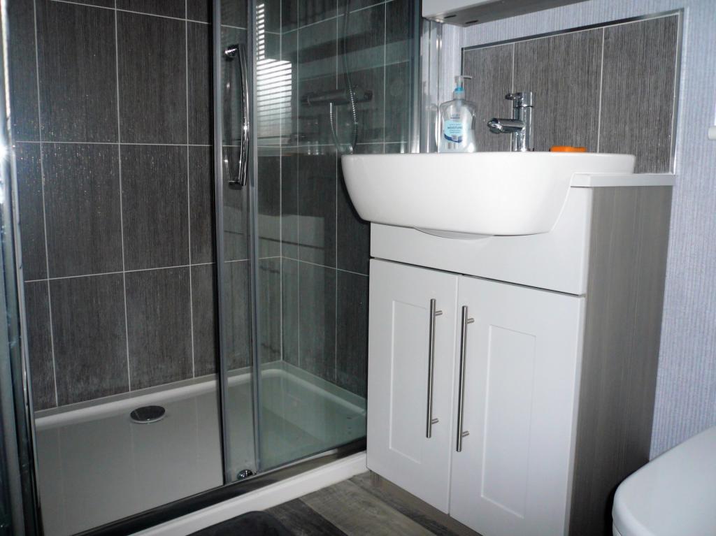 Shower Room/WC