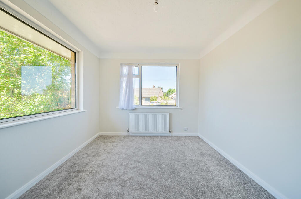 1295023-22-682749...