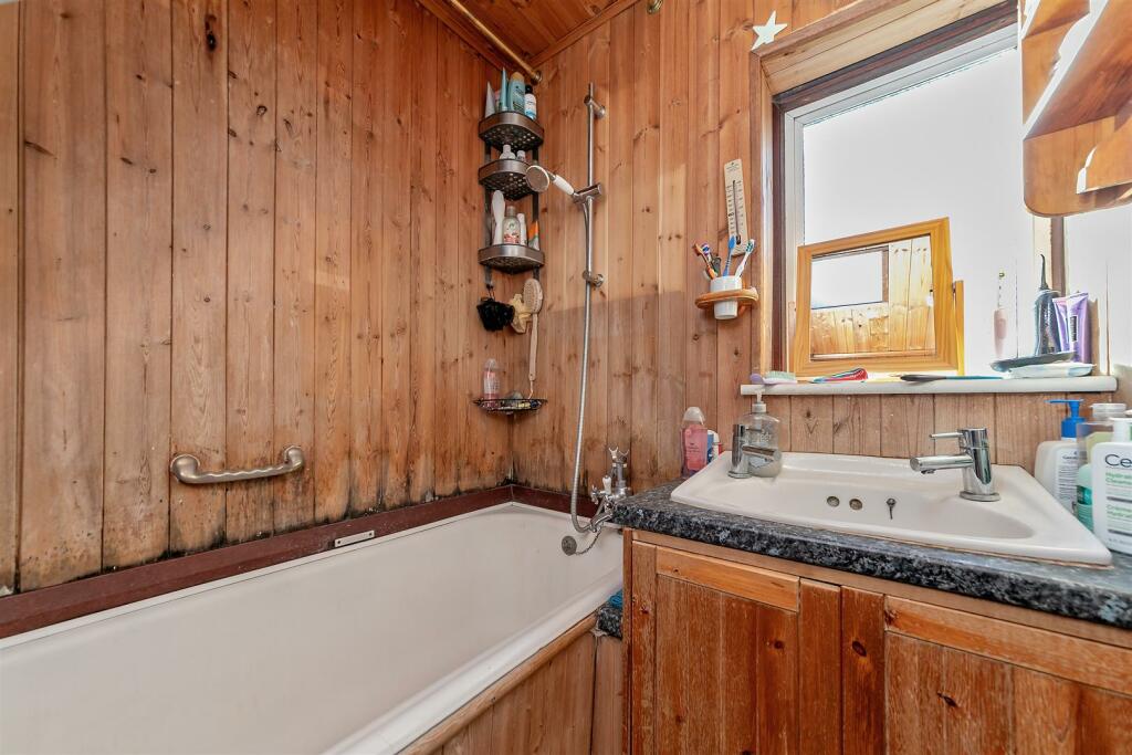 29GarrardWay-28.jpg