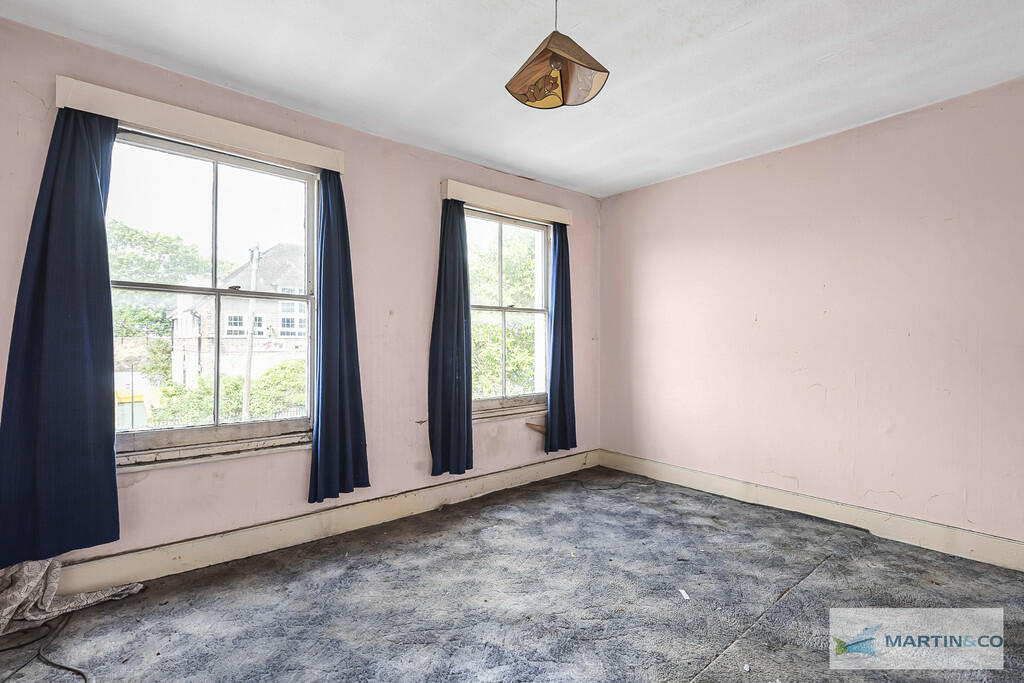 8_32709_watermark...