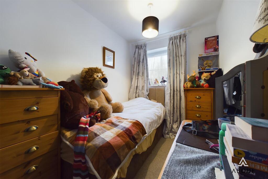 CAM03473G0-PR0245-STILL008.jpg