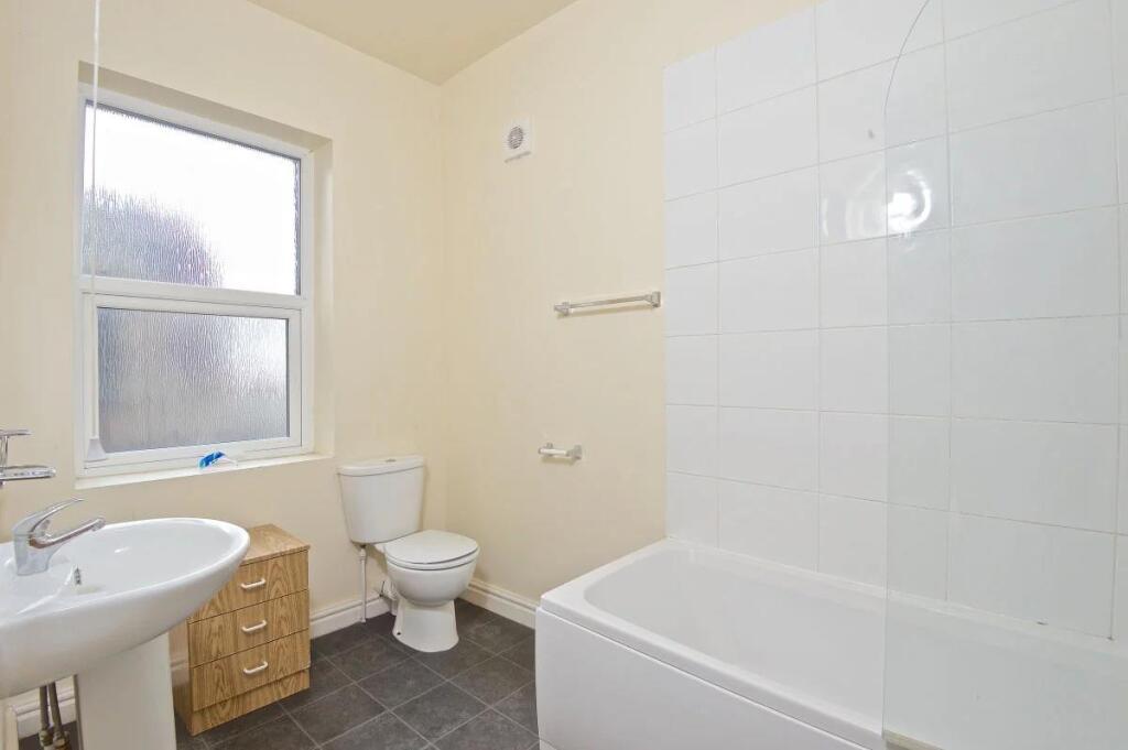 penny st bathroom.jpg
