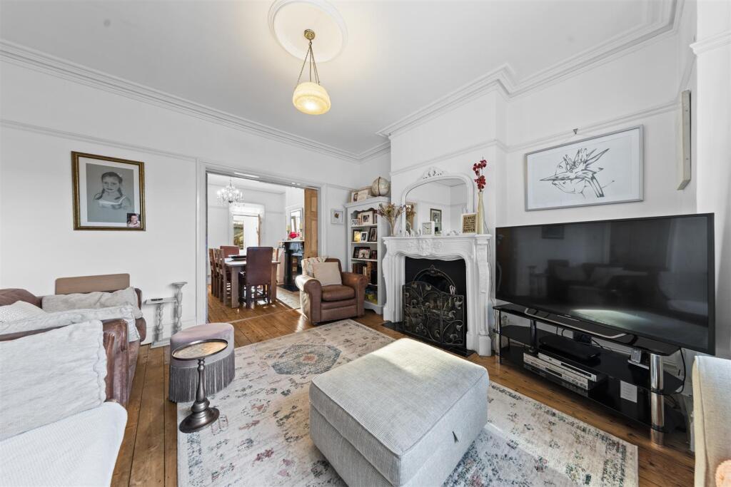 74KingsthorpeGroveWeb20.jpg