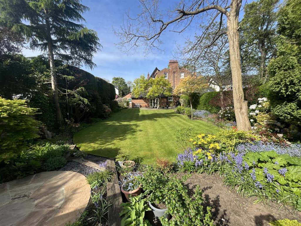 Gardens Aspect 4.jpg