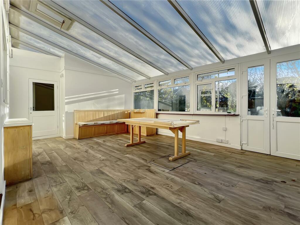 garden room.jpg