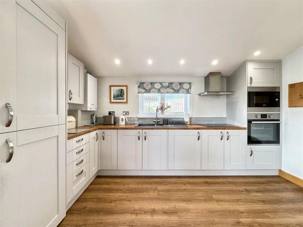 Annexe kitchen