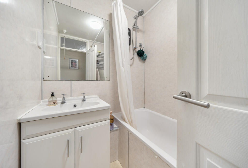 1317860-14-6863b4...