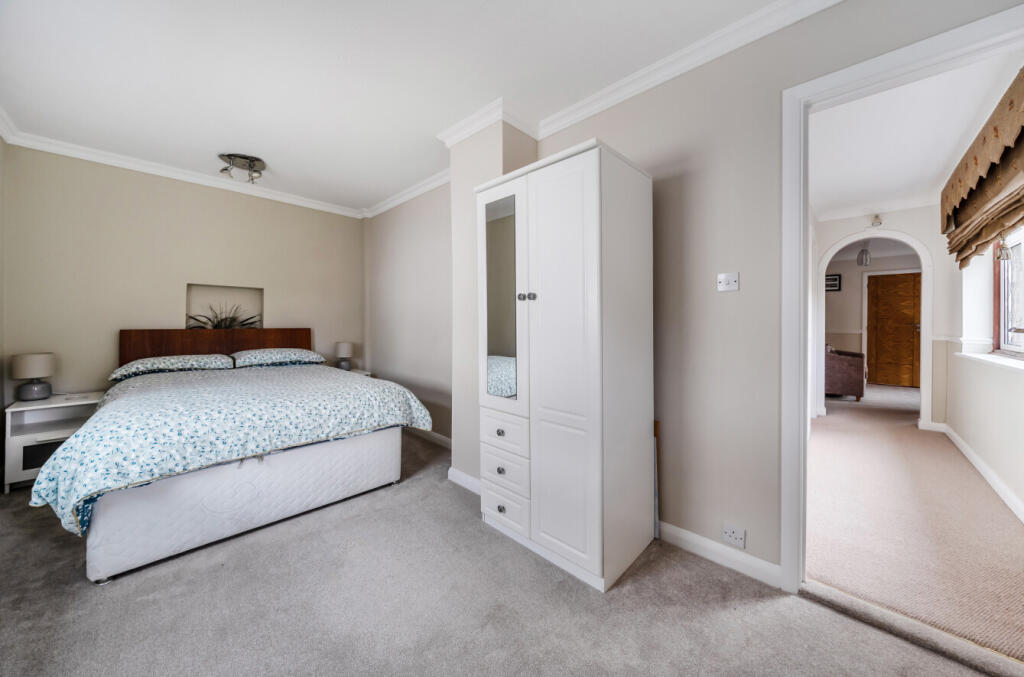 1380427-9-6913837...