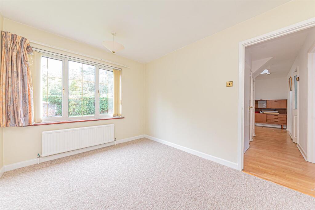 3 Old Wokingham Road (4).jpg