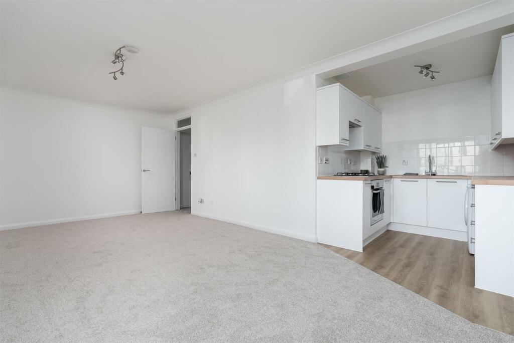 Living/Dining Room/Kitchen