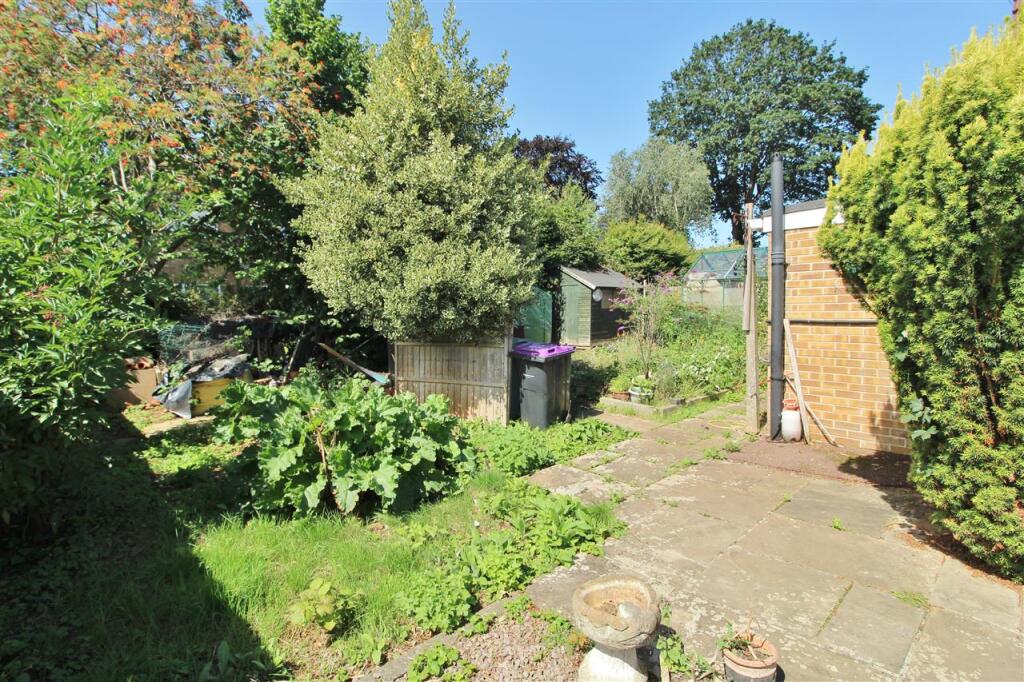 REAR GARDEN -