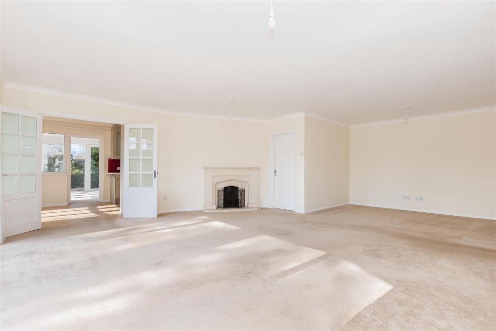 For Sale by Aspire Residential | London Road