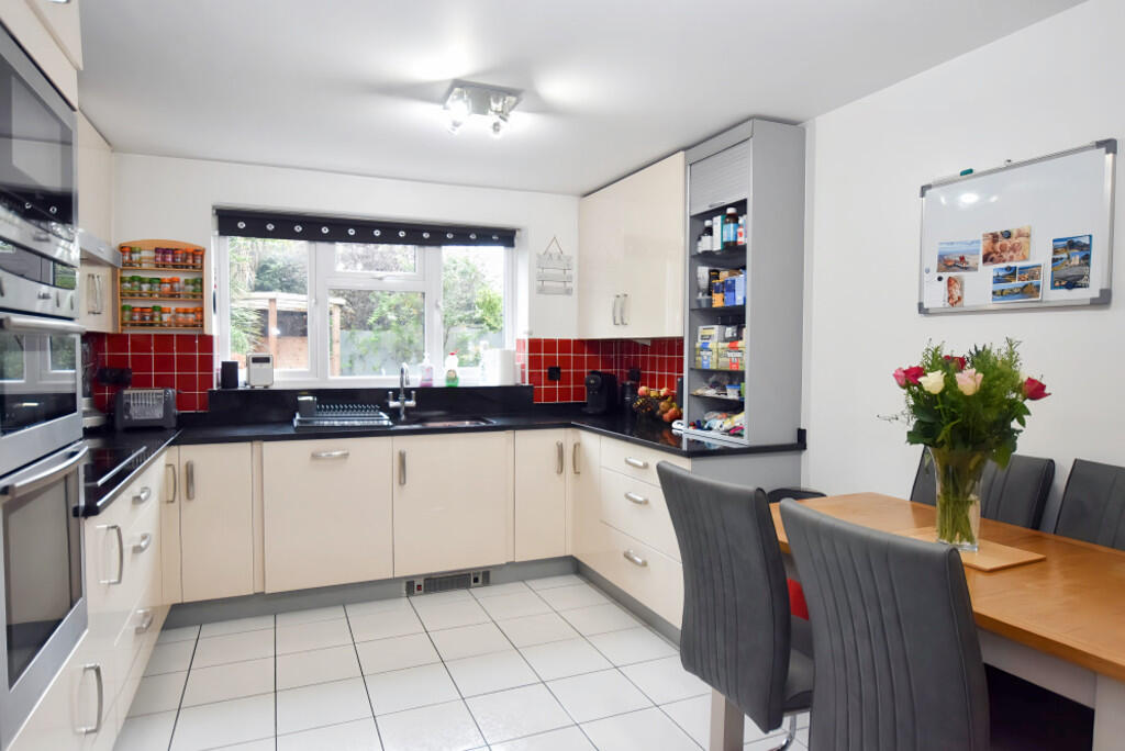 Kitchen 5