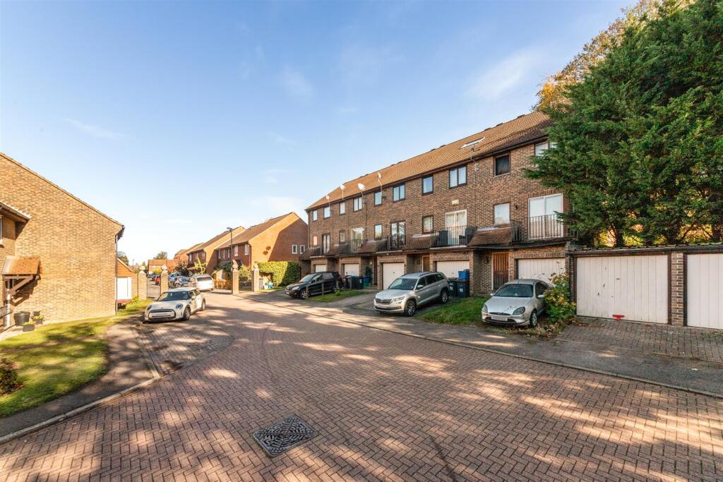 Reedham Drive