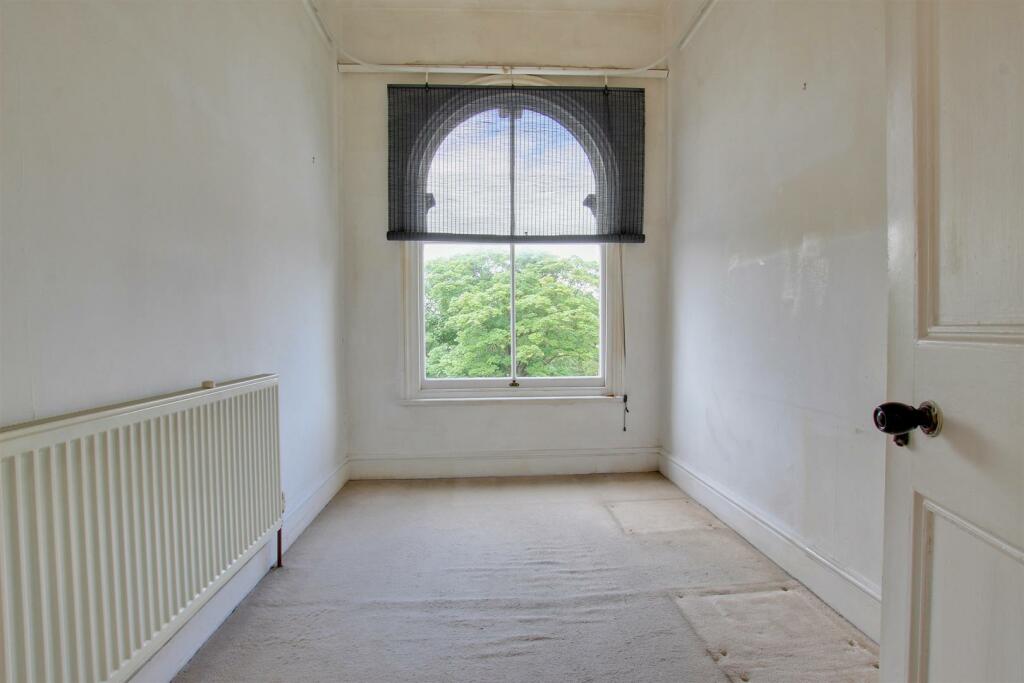 BEDROOM 3/OFFICE
