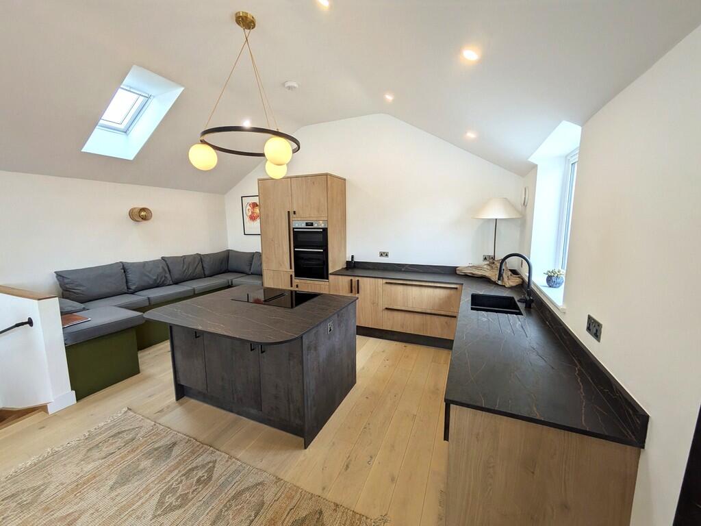 KITCHEN ONE