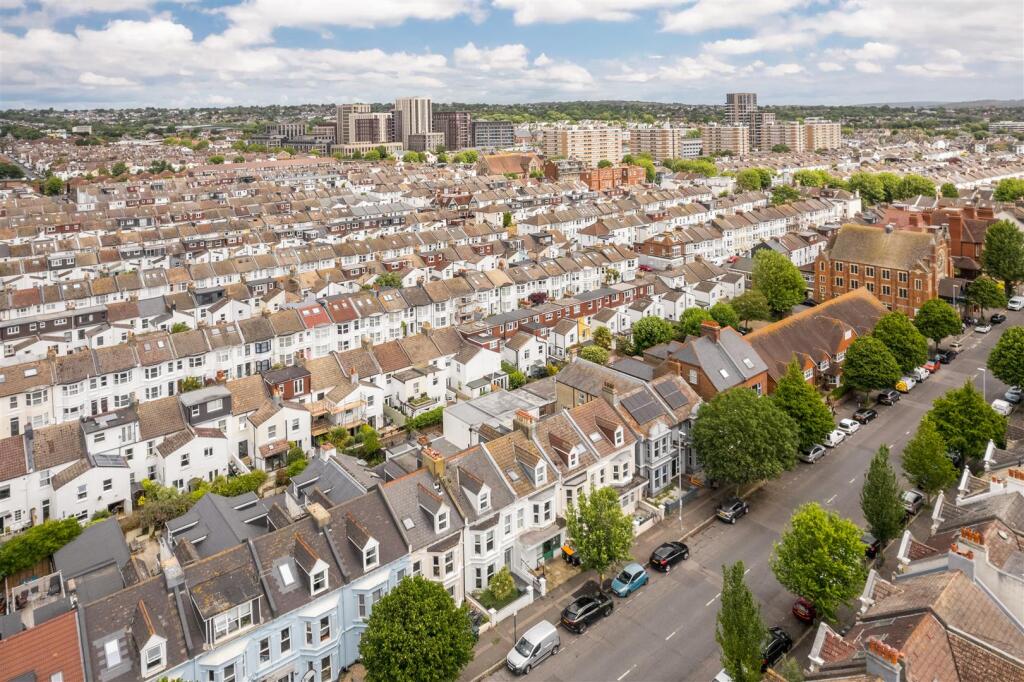 Flat 2, Wallace House-2.jpg