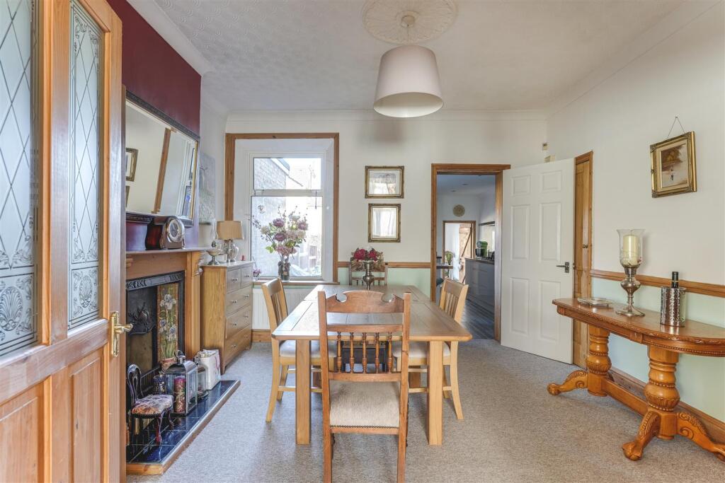 25 Glooucester Road-4.jpg