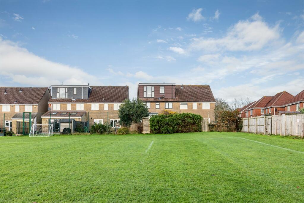 Sates Way, Henleaze Outside Grounds.jpg