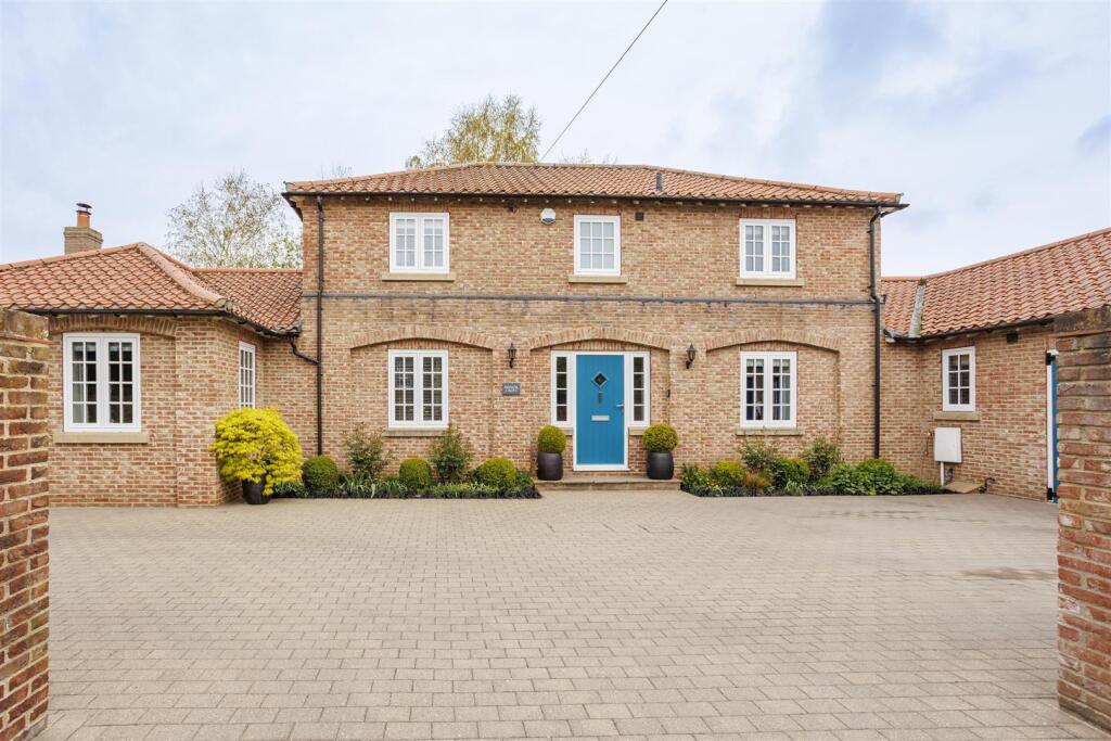 Manor_Croft__6.jpg
