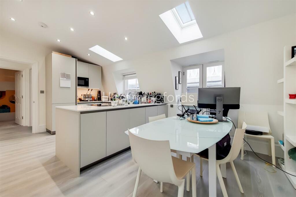 7_Kitchen-Reception-2.jpg